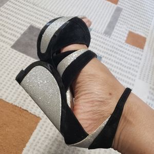 Ladies shoes